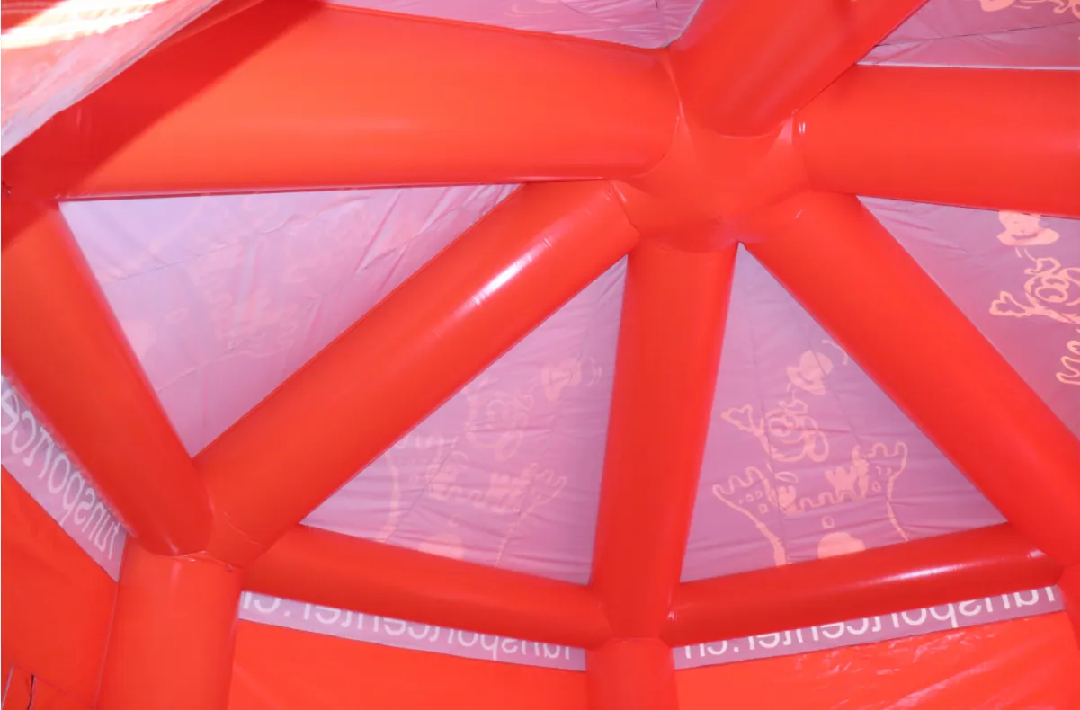 Partyzelt geschlossen Partyzelt geschlossen Decke von innen