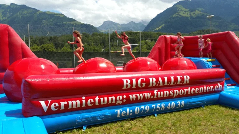 Big Baller, Fun Game, Hüpfburg