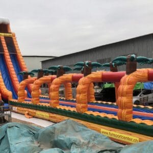 Grösste Wasserrutsche in der Schweiz Giant Waterslide mieten