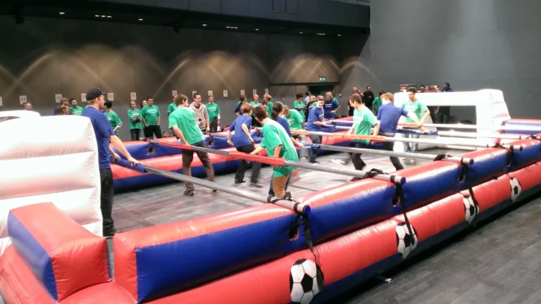 XXL Menschenkicker, Team Event