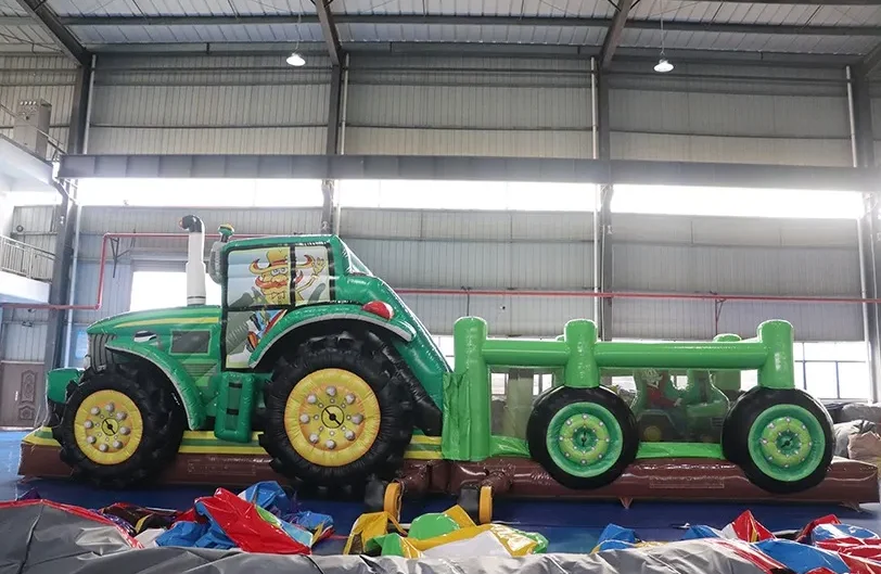 Hüpfburg Traktor Hüpfburg Traktor Seitenansicht