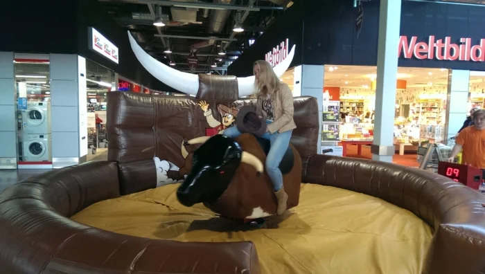 Texas Bullriding, Rodeo